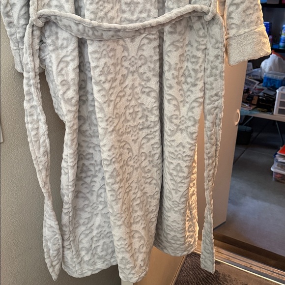 Charter Club Robe. - Picture 13 of 13